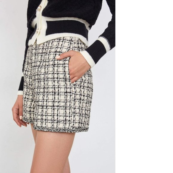 J.ING Raelee Beige Check Shorts - Picture 2 of 8